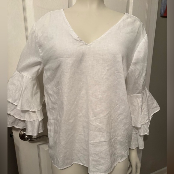 Neiman Marcus linen bell sleeve top M - Picture 1 of 4